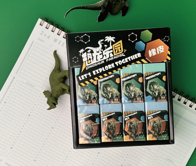 恐龙乐园纸套橡皮